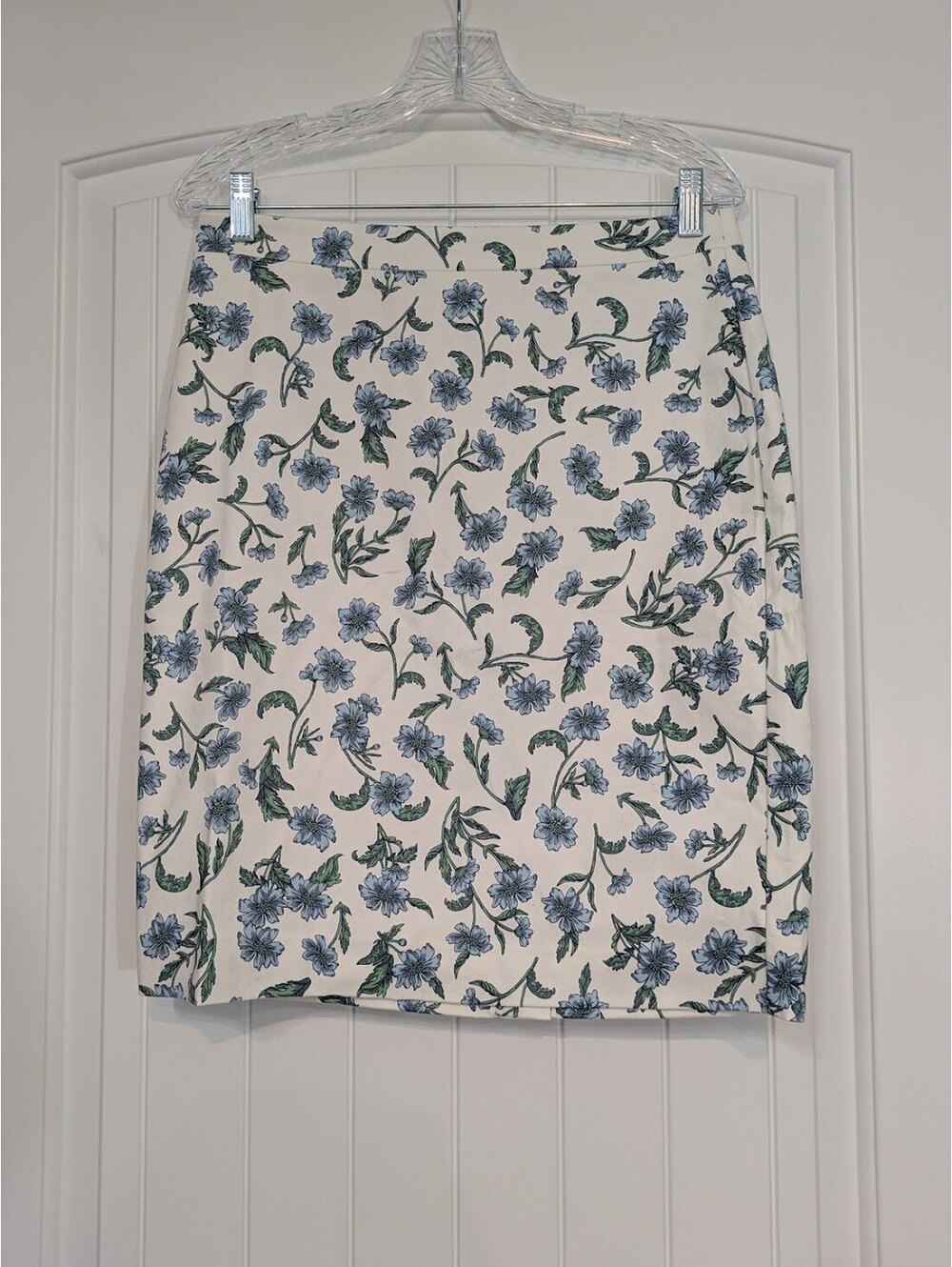 J.Crew Floral Pencil Skirt Size 8 NWT Blue White Chalk Whisper